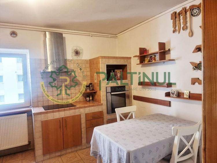 Apartament cu 3 camere decomandat, mobilat în Terezian