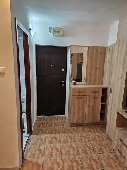Garsoniera transformata in 2 camere semidecomandat, zona Timpuri Noi Mihai Bravu Mall Vitan - 2