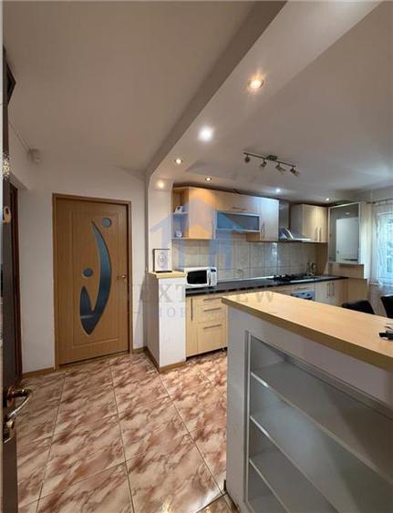 Apartament cu 3 camere decomandat în Mărăști