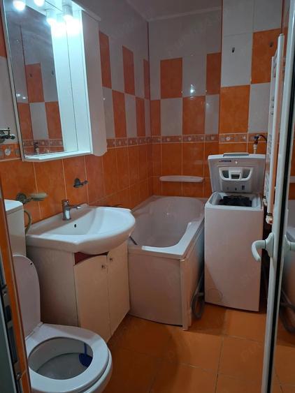 Garsonieră decomandată în Central