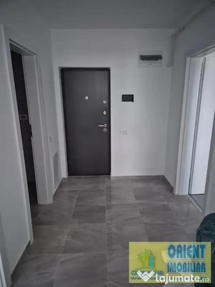 Apartament cu 2 camere decomandat în Tomis Plus