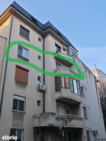 Apartament cu 3 camere decomandat în Peninsula