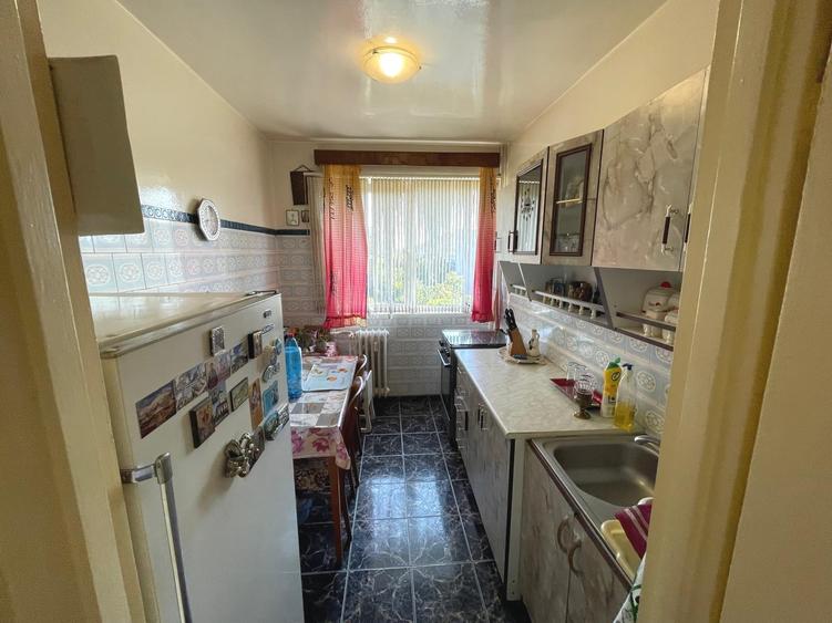 Apartament cu 2 camere semidecomandat în Drumul Taberei