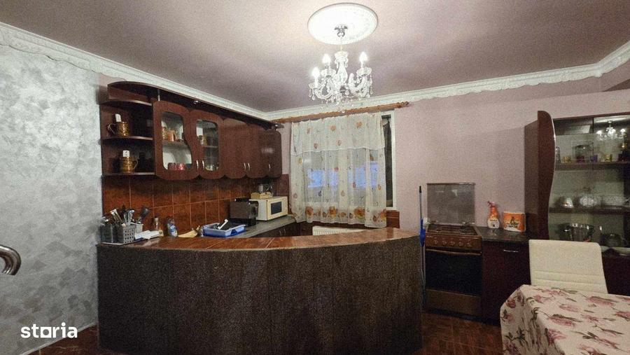 Casa/Pensiune,doua imobile intr-unul singur de vanzare, Bratca - 6