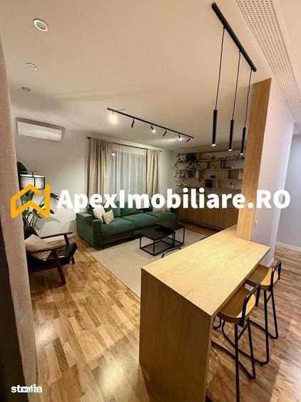 Apartament cu 3 camere semidecomandat în Străulești