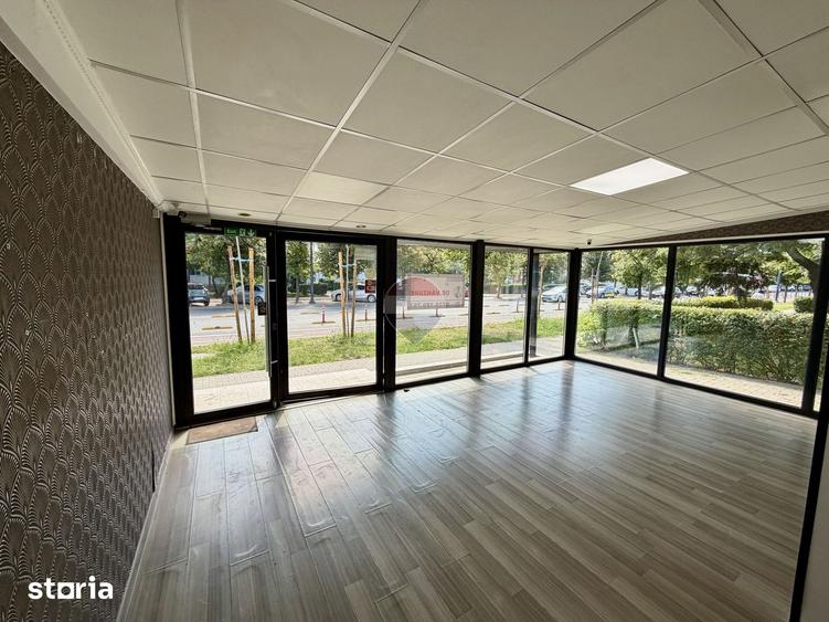 Spațiu comercial, de 61.2 mp, în Central