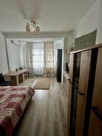Garsonieră decomandată, mobilată în Giurgiului