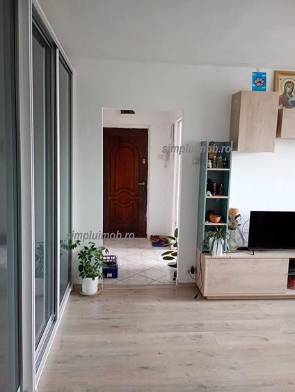 Apartament cu 2 camere semidecomandat, mobilat în Cantemir