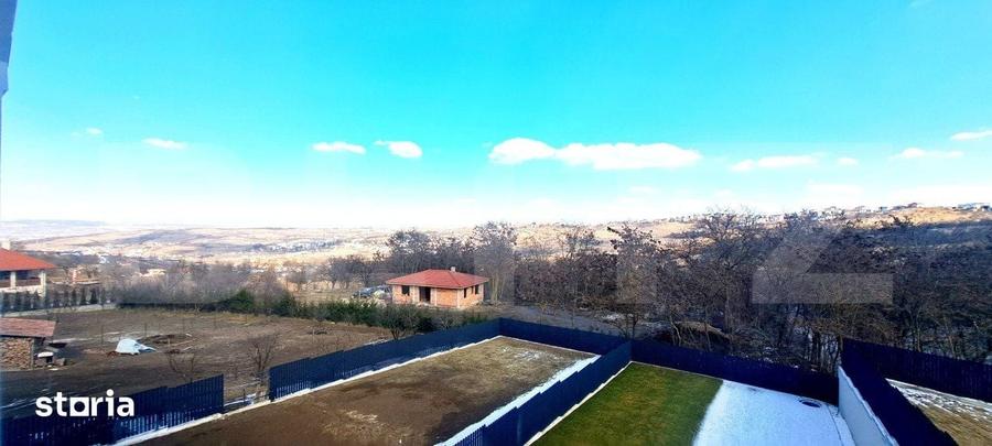 Casă cu 6 camere cu Teren 612 Mp în Borhanci