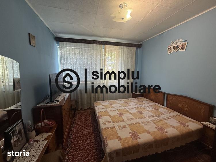 Apartament cu 3 camere semidecomandat în Calea București