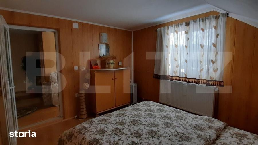Casă cu 5 camere cu Teren 250 Mp în Șugag