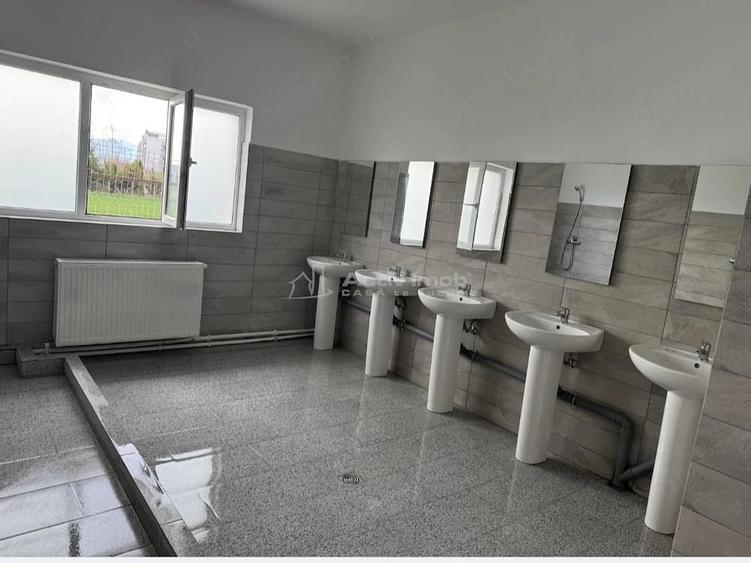 Casă cu Teren 300 Mp în Central