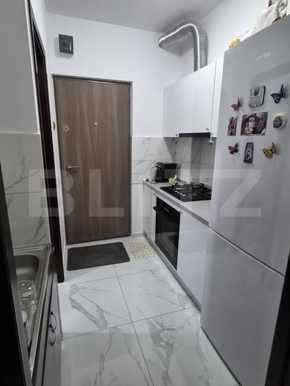 Garsonieră semidecomandată în Micro 13