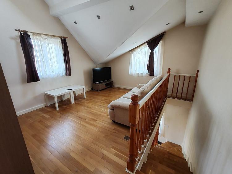 Casă cu 3 camere cu Teren 1300 Mp în Viforâta