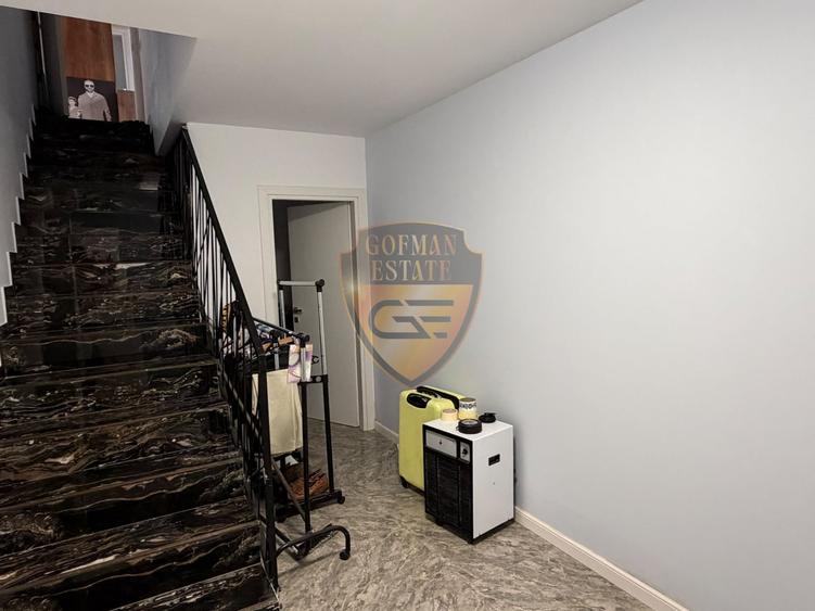 Apartament cu 5 camere decomandat, mobilat în Tomis Plus