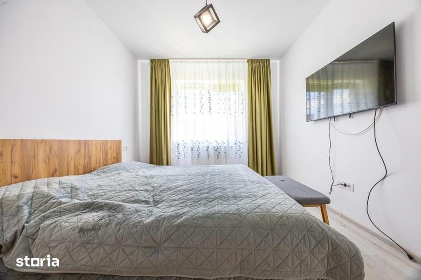 Apartament cu 3 camere decomandat în Tractorul