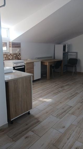 Apartament cu 2 camere decomandat în Exterior Vest