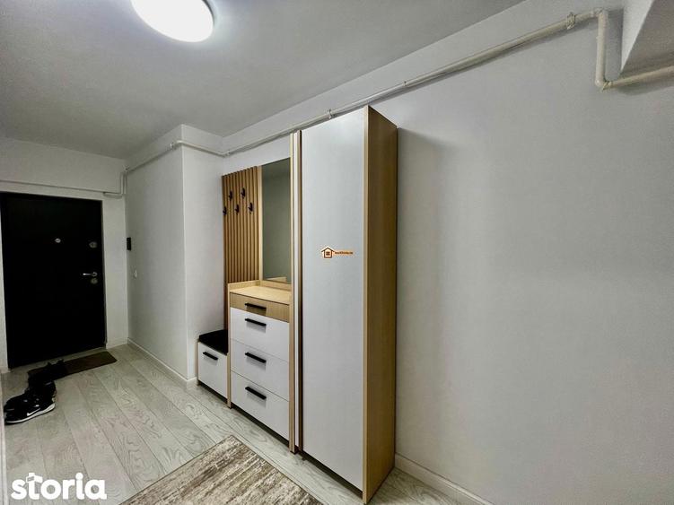 Apartament cu 3 camere decomandat, mobilat în Central