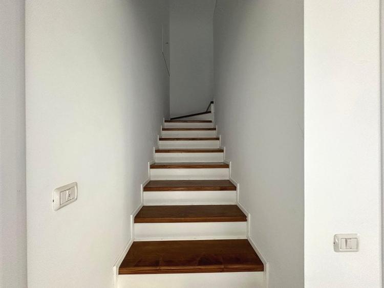 Duplex cu 5 camere cu Canalizare în Popas Păcurari