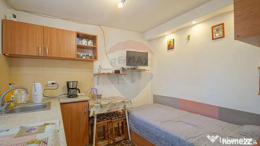 Casă cu 3 camere cu Teren 290 Mp în Central