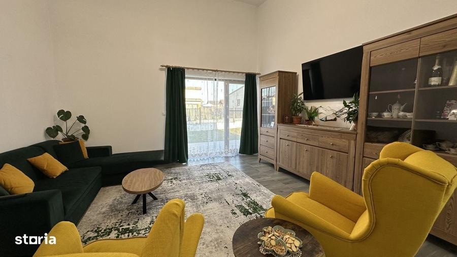 Casă cu 4 camere decomandat cu Teren 550 Mp în Săsar
