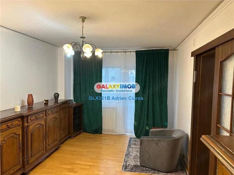 Apartament cu 4 camere semidecomandat, mobilat în Ștefan cel Mare