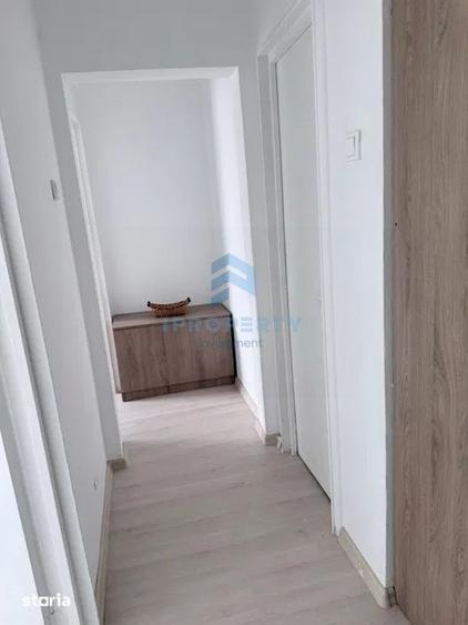 Apartament cu 3 camere decomandat în Drumul Taberei
