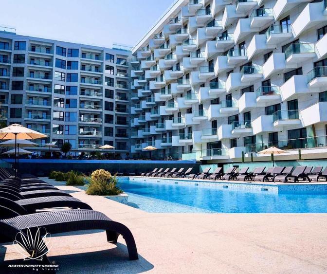 Apartament cu 2 camere semidecomandat, mobilat în Nord