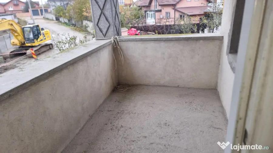 Casă cu 12 camere cu Teren 1300 Mp în Brestei