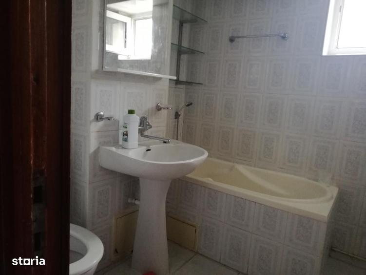 Apartament cu 2 camere decomandat în Câmpina