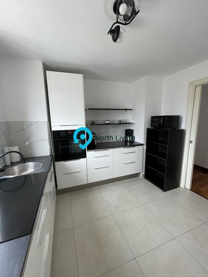 Apartament cu 5 camere decomandat, mobilat în Herăstrău
