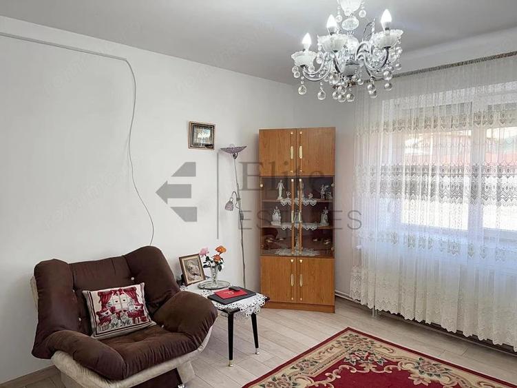 Casă cu 3 camere cu Teren 1813 Mp în Husasău de Tinca