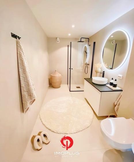 Apartament cu 3 camere decomandat în Copou