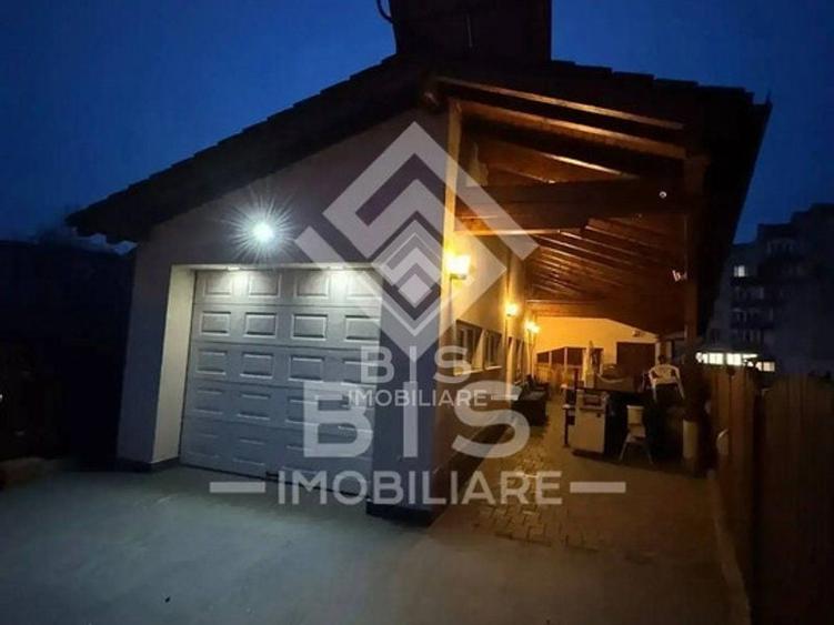 Casă individuală cu 6 camere cu Canalizare în Ultracentral