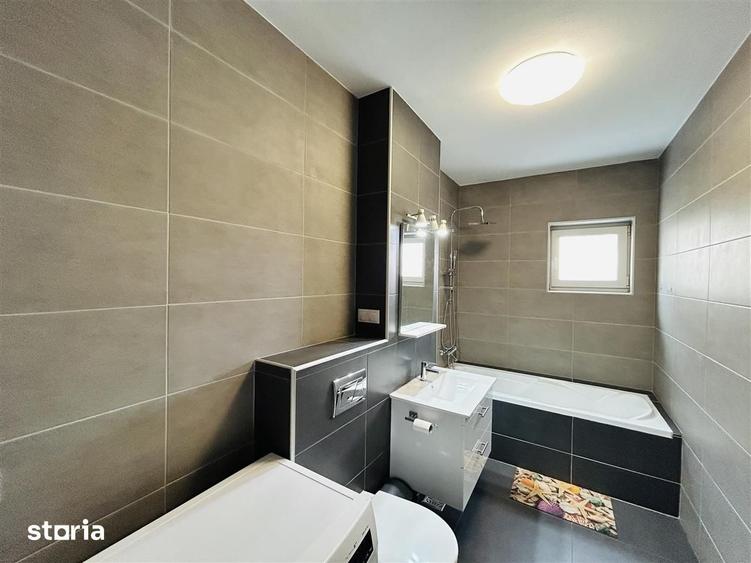 Apartament cu 3 camere în Piața Cluj