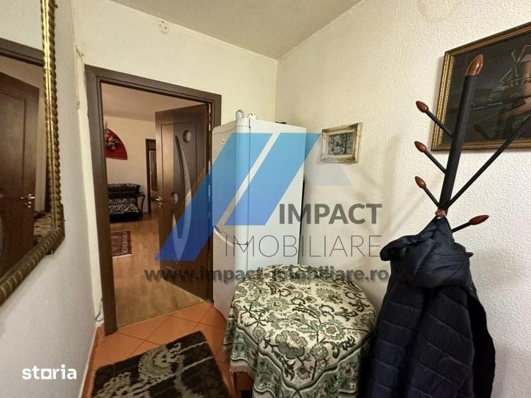 3 camere semidecomandate, Calea Bucuresti - Piata Centrala, etaj1 - 6
