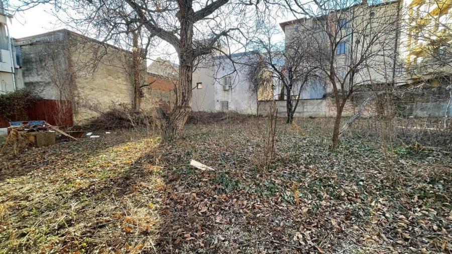 Teren de 1060 mp, în Polonă