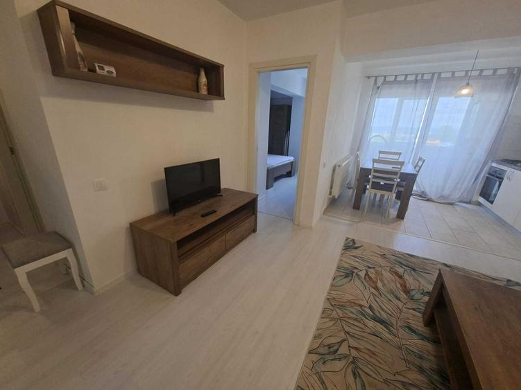 Apartament cu 2 camere semidecomandat în Exterior Vest