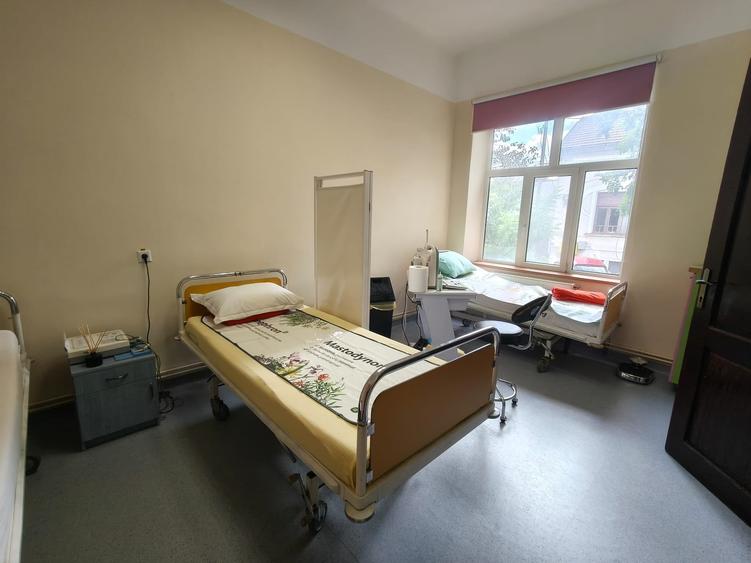 Apartament cu 3 camere semidecomandat în Elisabetin