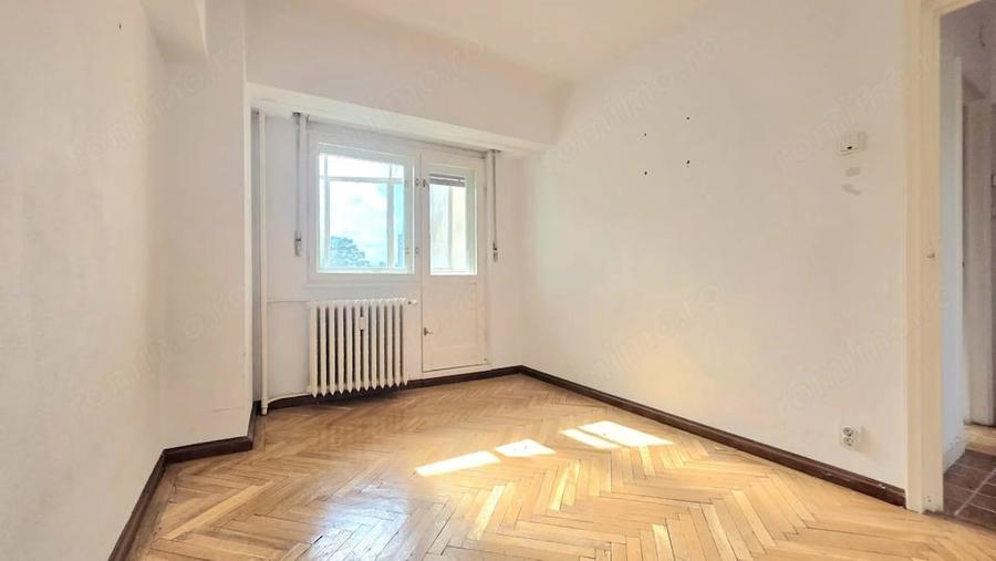 Apartament cu 4 camere decomandat în Centrul Istoric
