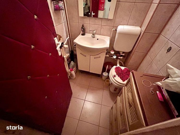 Apartament cu 3 camere decomandat în Republicii