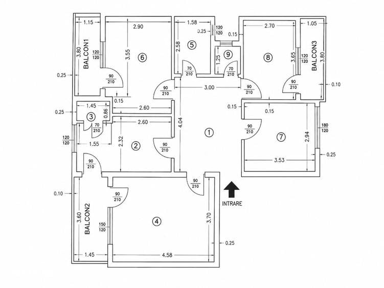 Apartament cu 4 camere decomandat, mobilat în Central