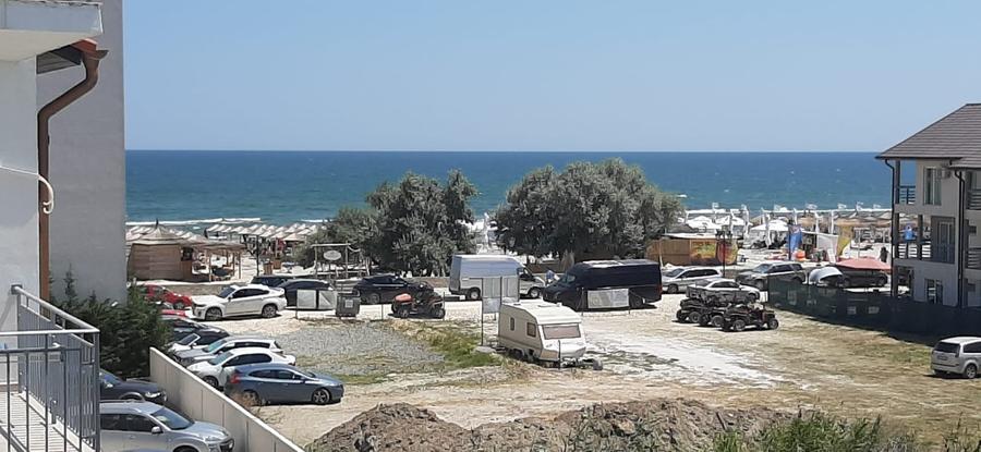 Apartament cu 2 camere decomandat, mobilat în Est — fotografia 1