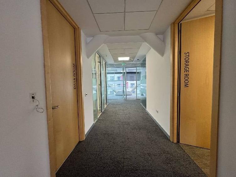 Birou, de 414 mp, în Lujerului