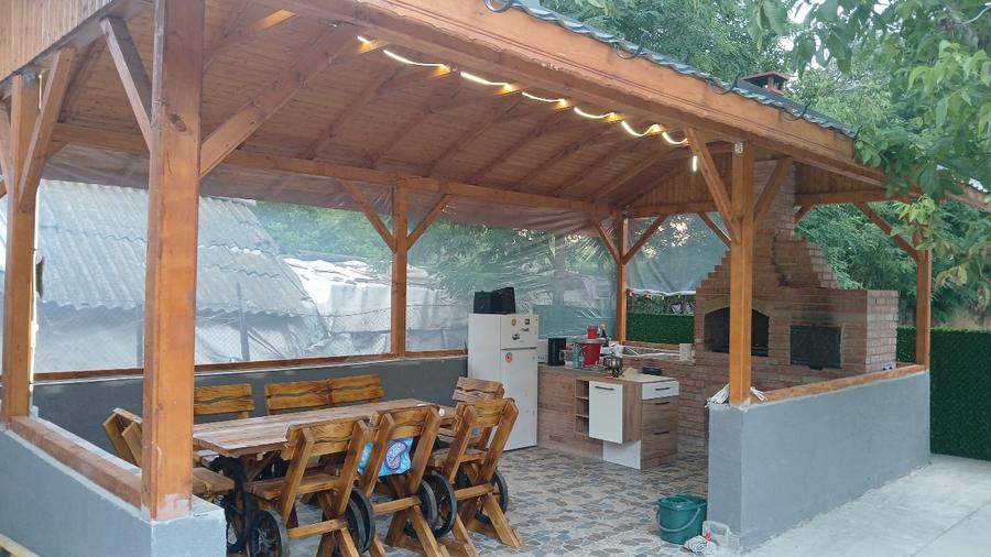 Casă individuală cu 4 camere cu Teren 1400 Mp în Luptători