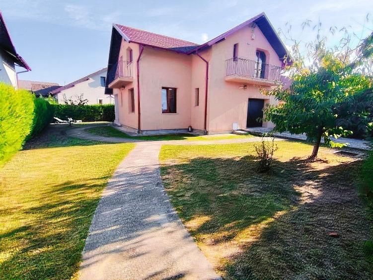 Casă cu 4 camere în Găvana