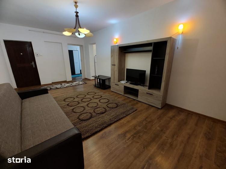 Apartament cu 4 camere în Progresul