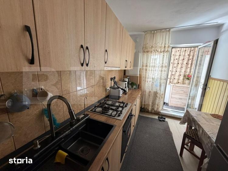 Apartament cu 3 camere decomandat în Cetate
