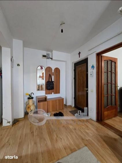 Apartament cu 2 camere în Mircea cel Bătrân