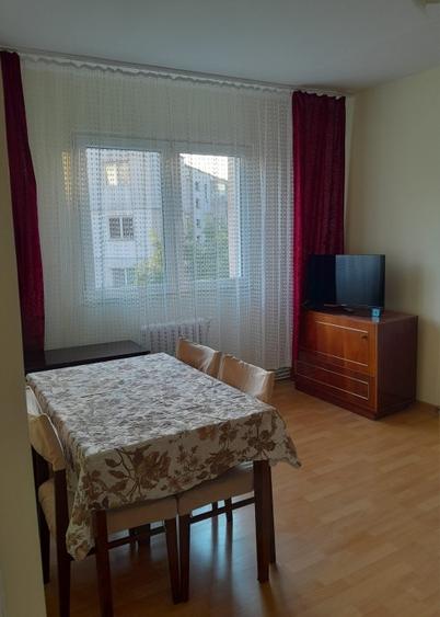 Apartament 3 camere decomandat, 47mp, Manastur zona Parang - 1